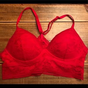NWOT Victoria’s Secret bralette, medium